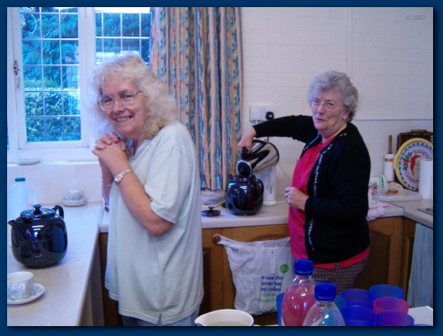 600x449 pixels (106K)